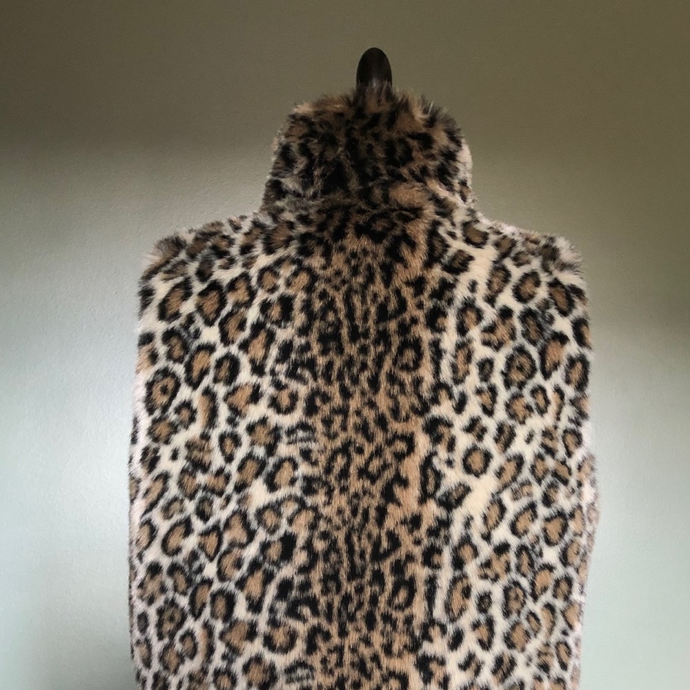 💋 VALERIE STEVENS LEOPARD FAUX FUR VEST  SZ M - Picture 7 of 11